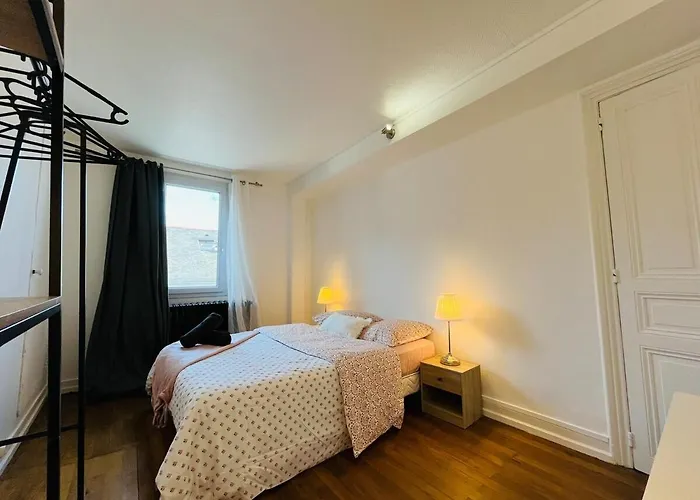 Casa Valdemaine * أنجير